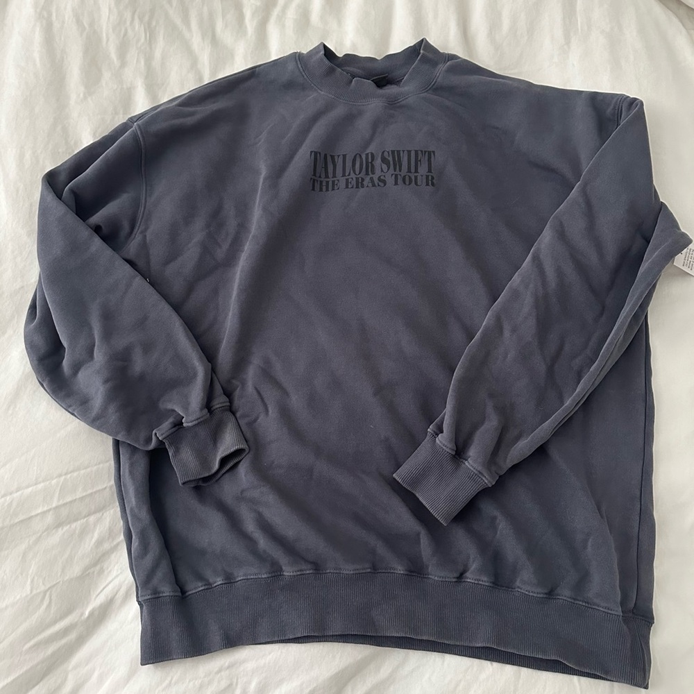 New Taylor Swift Blue Crew Neck in Medium US Tour